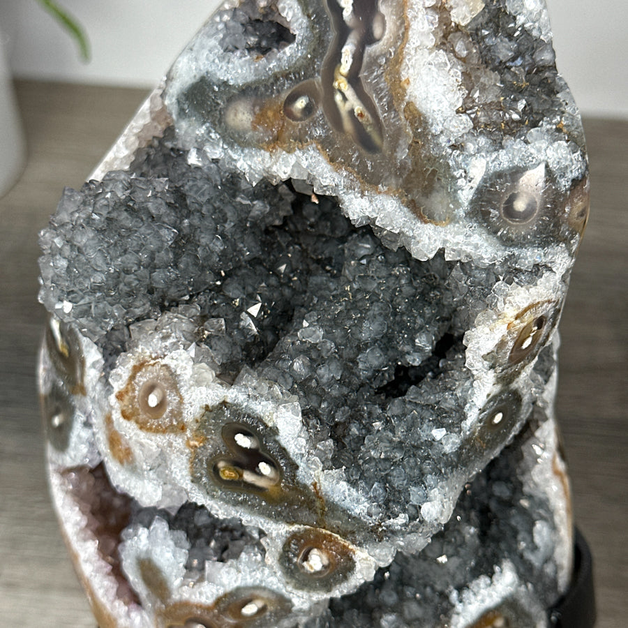 Stunning Large Quartz &amp; Agate Crystal full of Stalactite Formations - MWS2075
