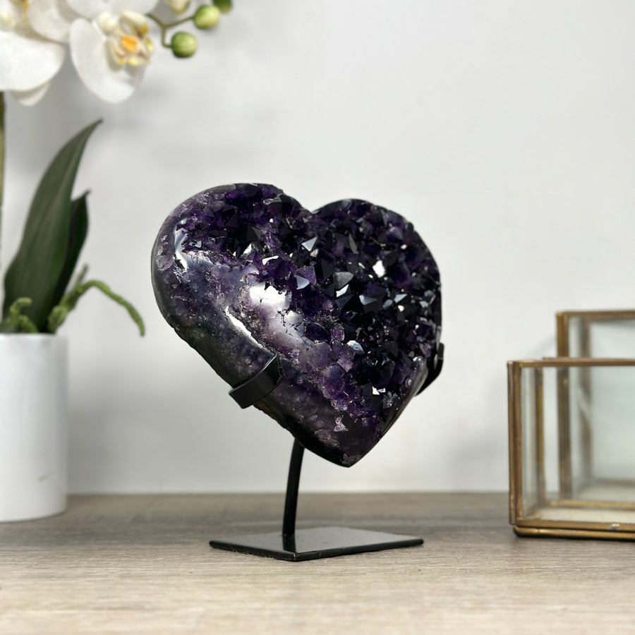 A Grade Uruguayan Amethyst Stone Heart Carving - HST0285