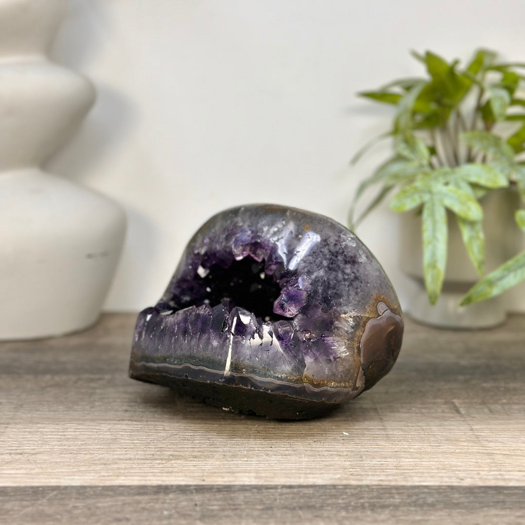 Uruguayan Polished Stone Geode - STGE0093