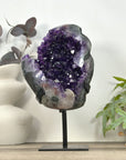 Best Quality Natural Amethyst Geode on Stand - MWS3201