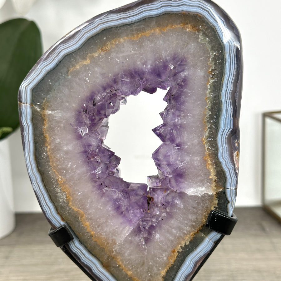 Blue Banded Agate &amp; Agate Geode Slice Portal - MWS2910