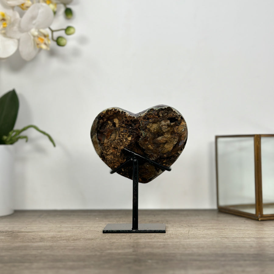 Uruguayan Amethyst Stone Heart Carving - HST0323