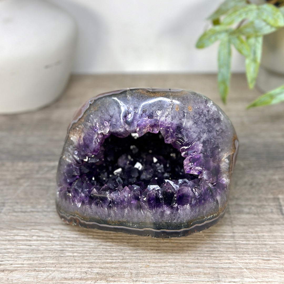 Uruguayan Polished Stone Geode - STGE0093