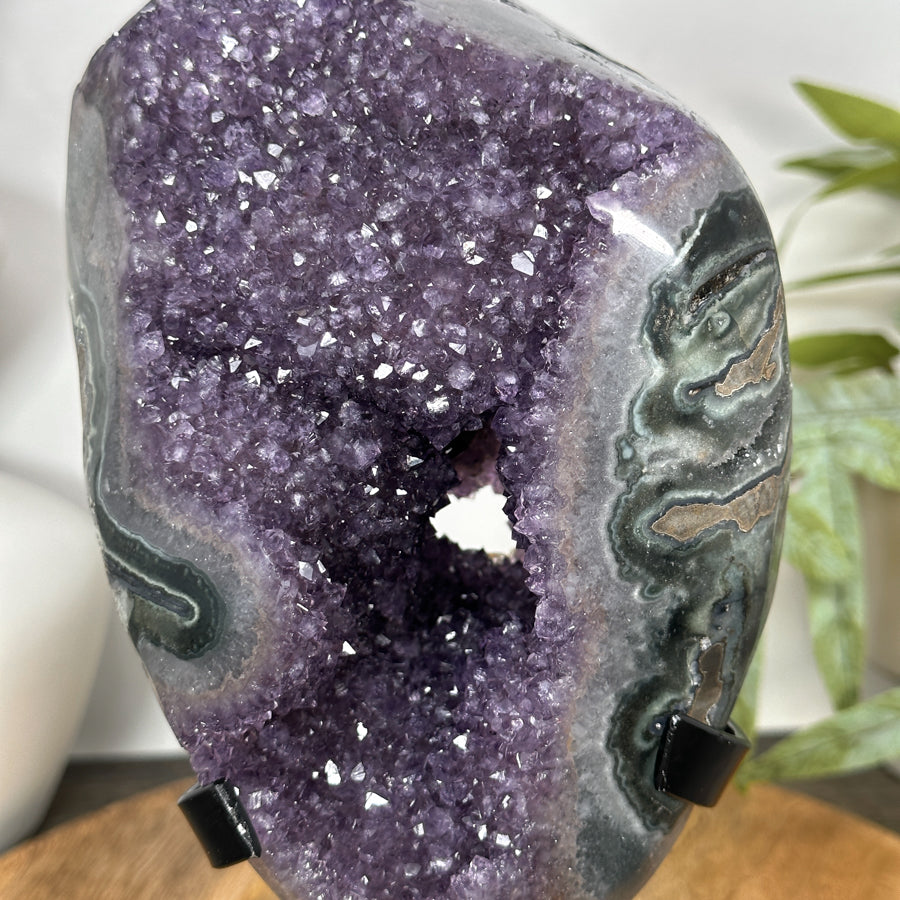 Amethyst &amp; Green Jasper Geode on Metal Stand - MWS3101