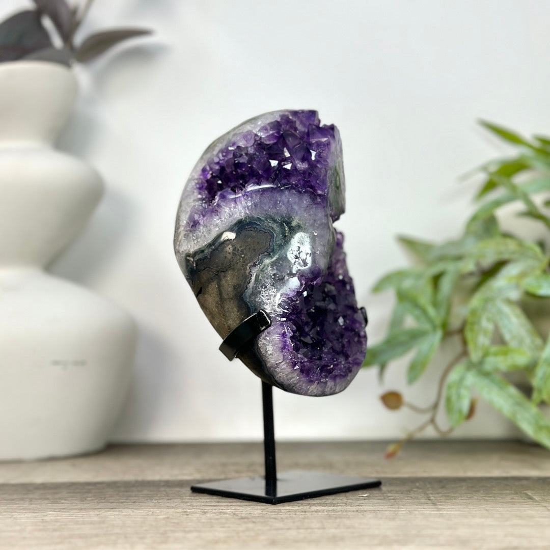 Amethyst Crystal Stone with Stalactite Eyes Fomations - MWS3271
