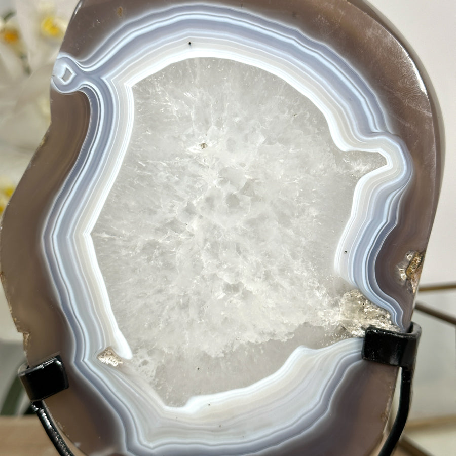 Blue Agate &amp; Quartz Slice with Base – Polished Uruguayan Gemstone for Desk or Studio - MWS2008