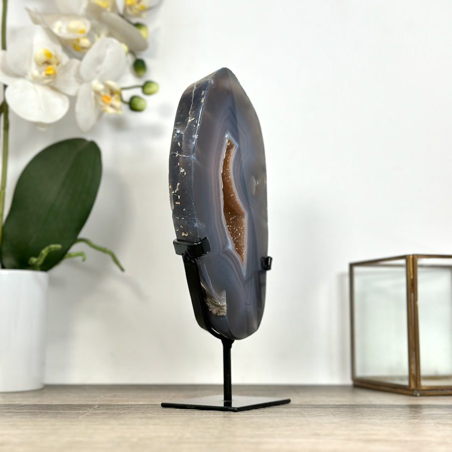 Agate Slice on Metal Stand with Natural Druzy Center - MWS2913