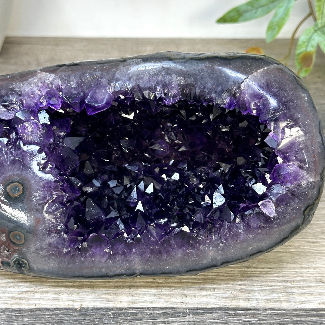 Uruguayan Amethyst Stone Geode - STGE0067