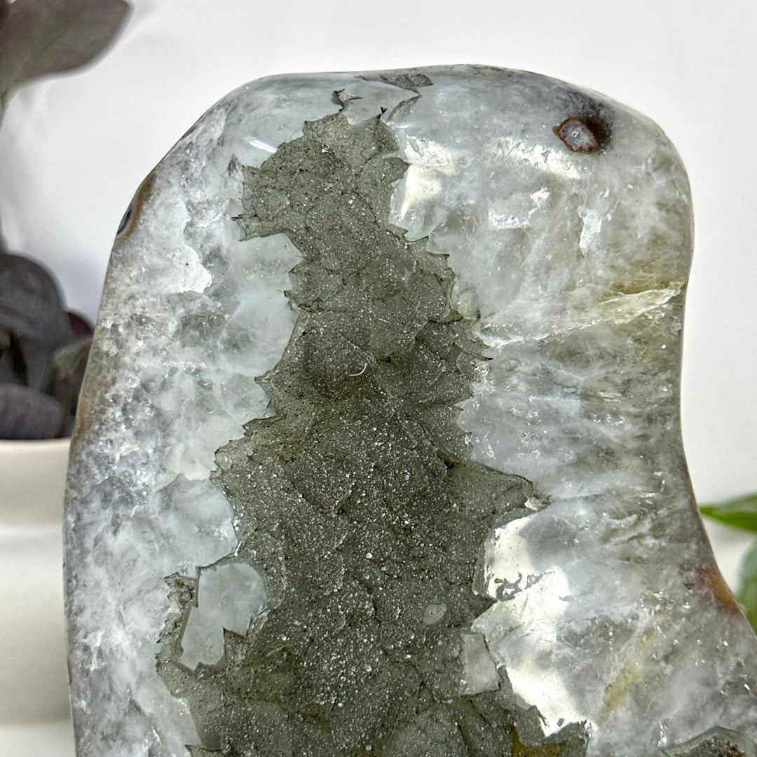 XXL Natural Green Sugar Quartz Specimen Statement Piece on Metal Stand - MWS3366