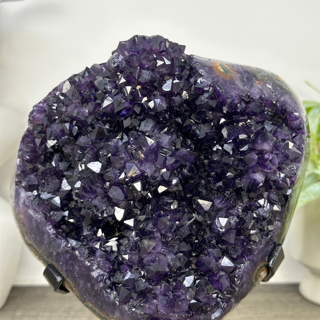 One on a Kind Top Quality Natural Amethyst Specimen - MWS3384