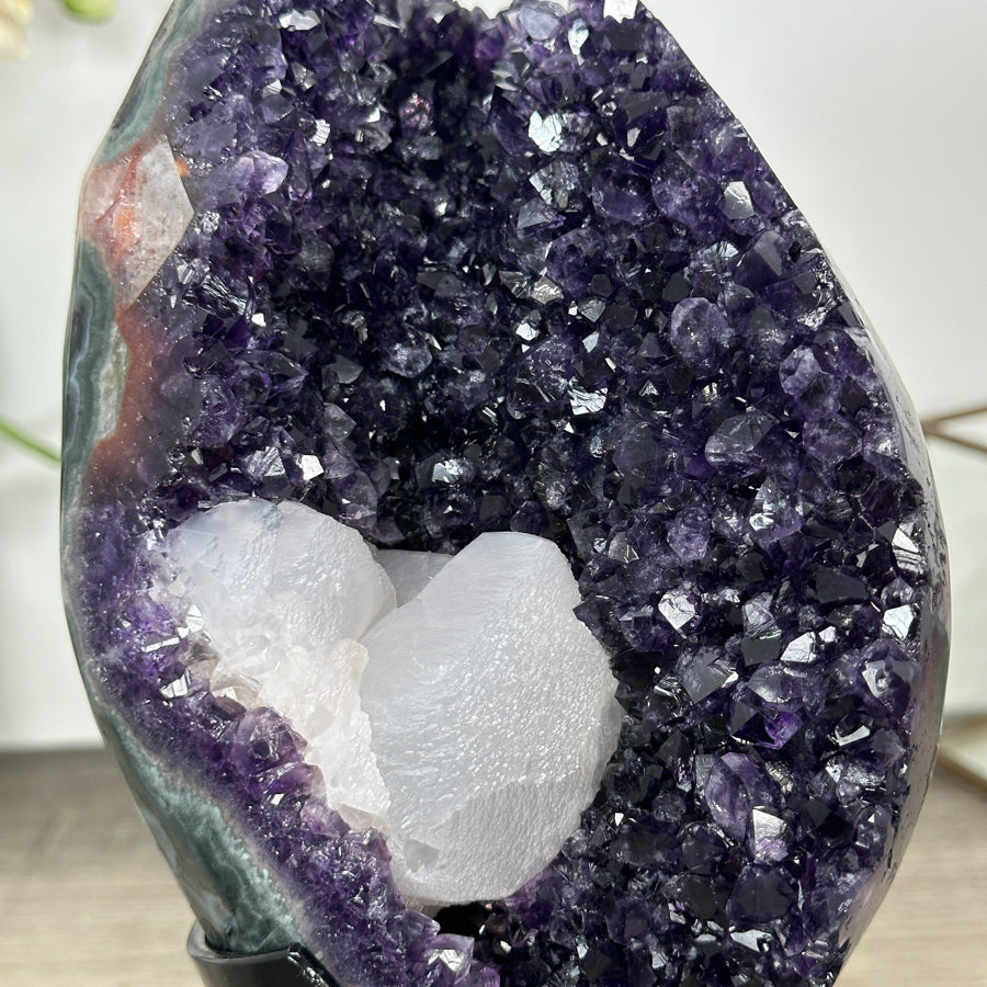 Unique Natural Top Grade Amethyst Geode with Calcite Formation - MWS3027