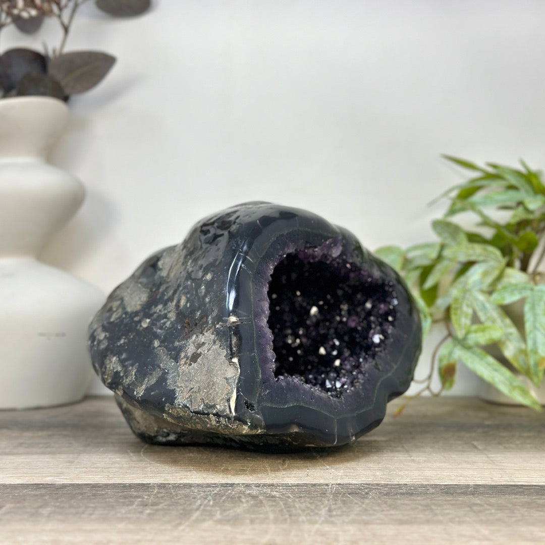 Huge Natural Amethyst &amp; Agate Stone Geode from Uruguay - STGE0071