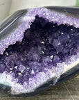 Uruguayan Amethyst geode with agate Shell - STGE0044