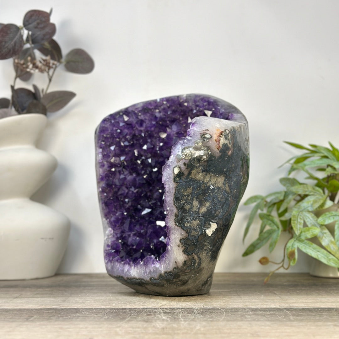 Large Natural Self Standing Amethyst Geode from uruguay - STGE0088