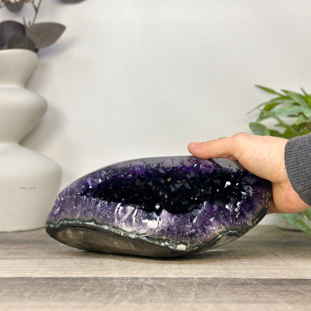A+ GRade Amethyst Geode from Uruguay - STGE0069