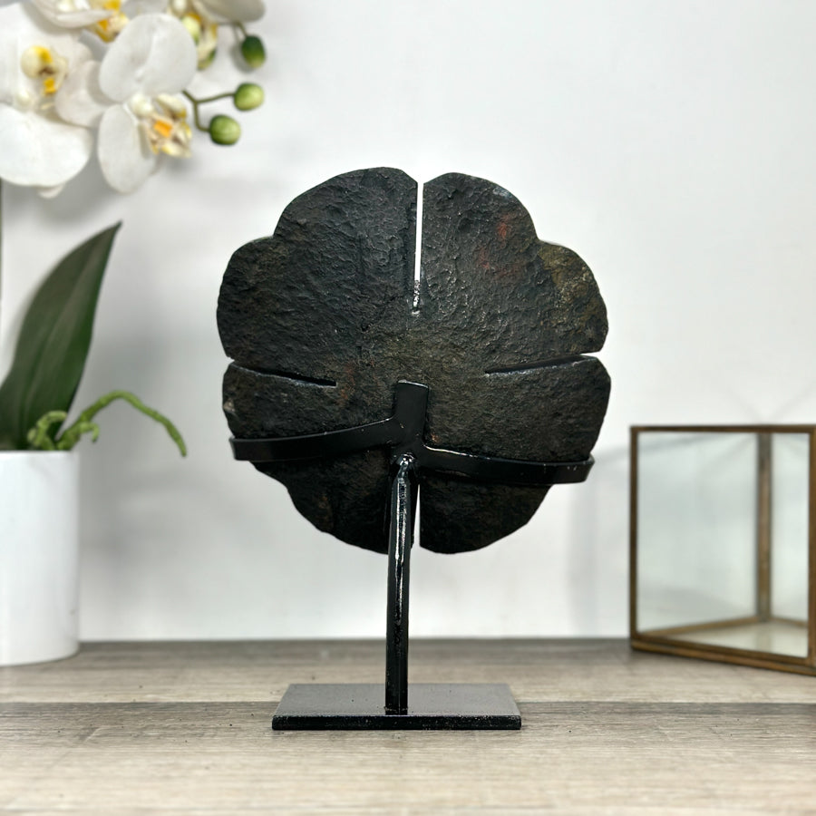 Natural Black Agate Druzy Clover Carving on Metal Stand - MWS2773