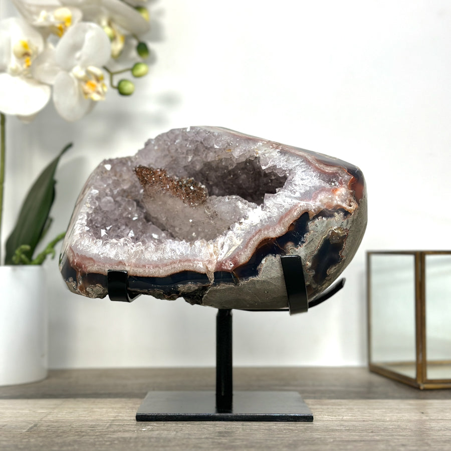 Geode Agate Crystal Cluster with Calcite Centerpiece - Collector Display Specimen - MWS2614