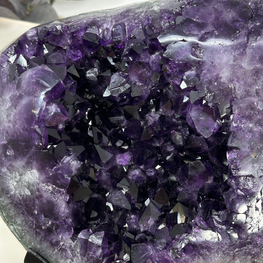 Top Quality Natural amethyst Geode on Stand - MWS3071