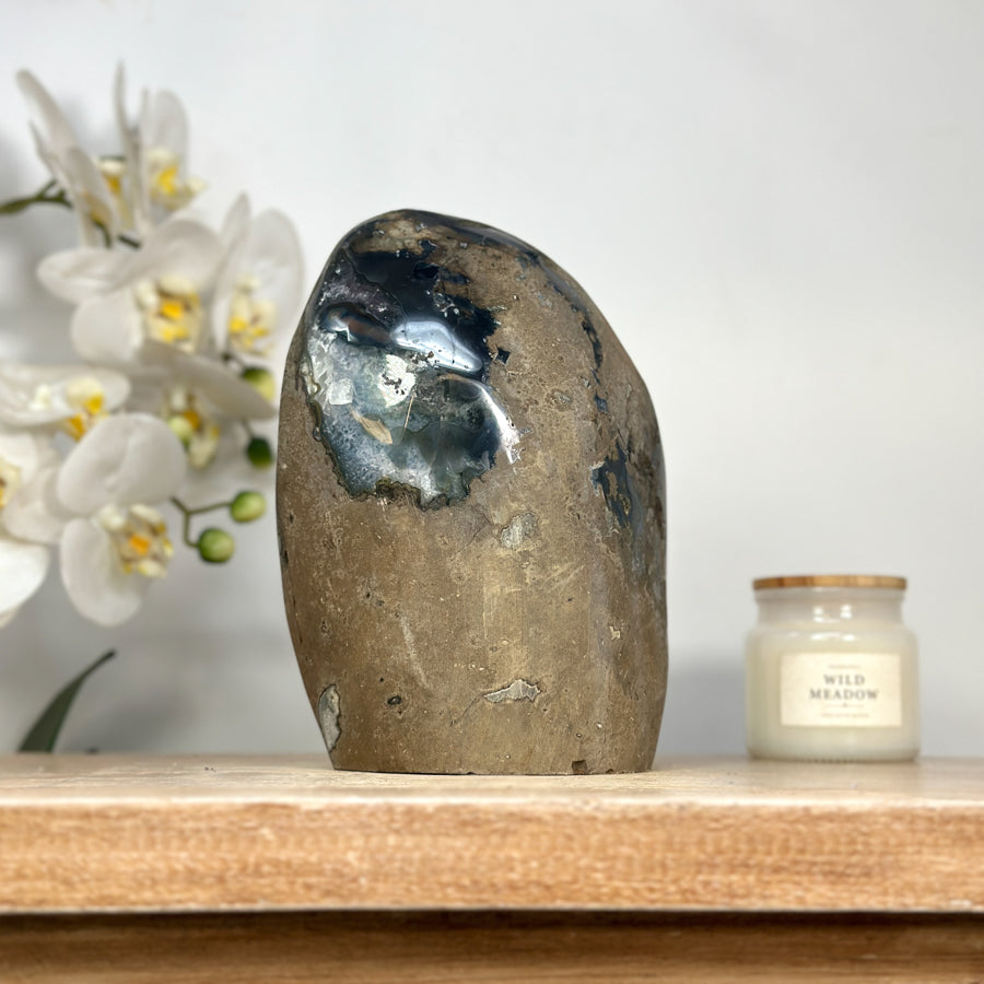 Amethyst Cathedral with Agate Matrix for home Decor - CBP1138