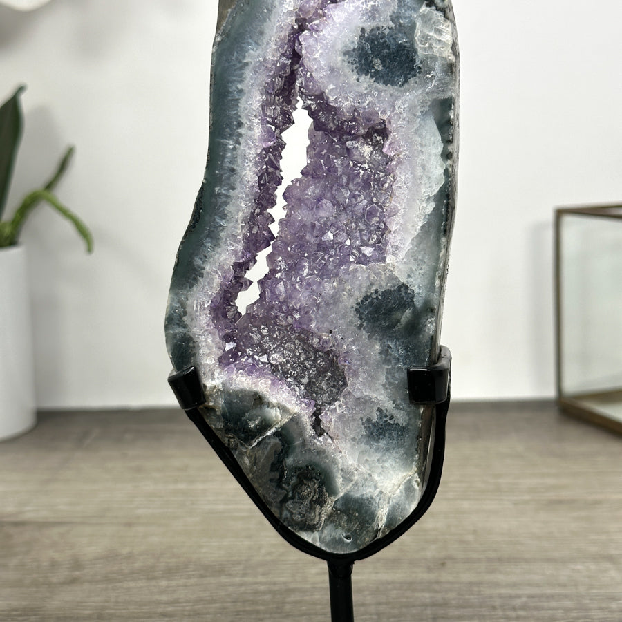 Natural Agate &amp; Amethyst Stone Slice Portal on Stand - MWS3009