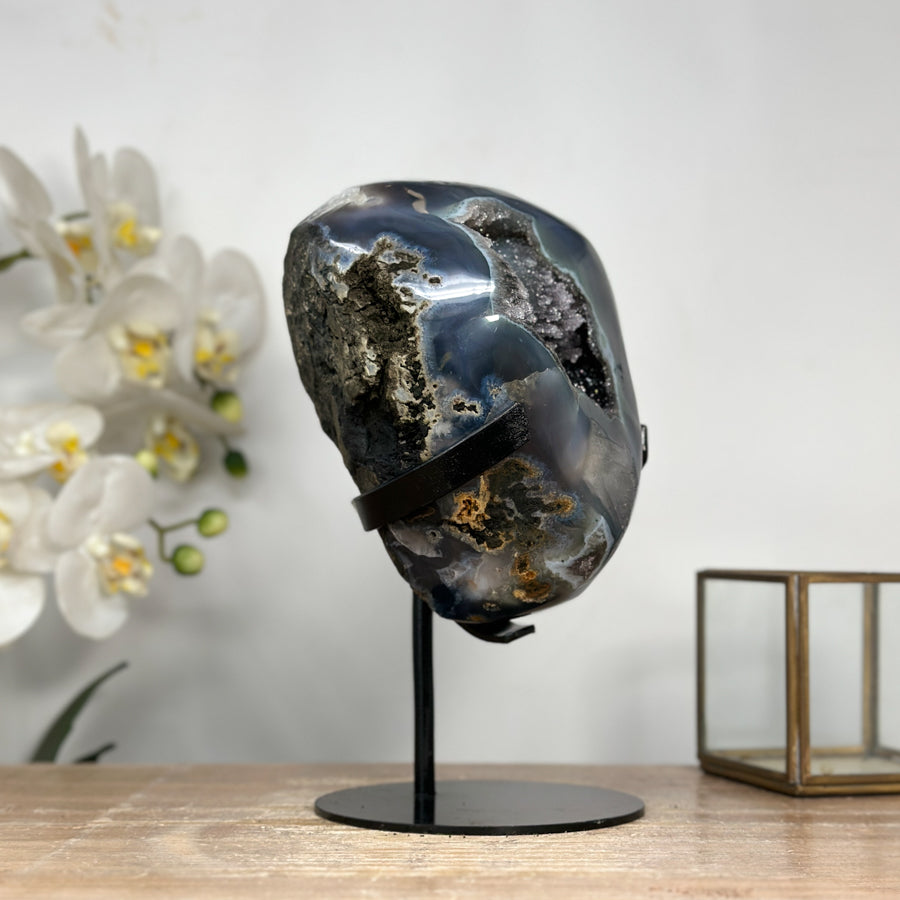 Natural agate Geode with Outstanding Crystal Formation - MWS0458