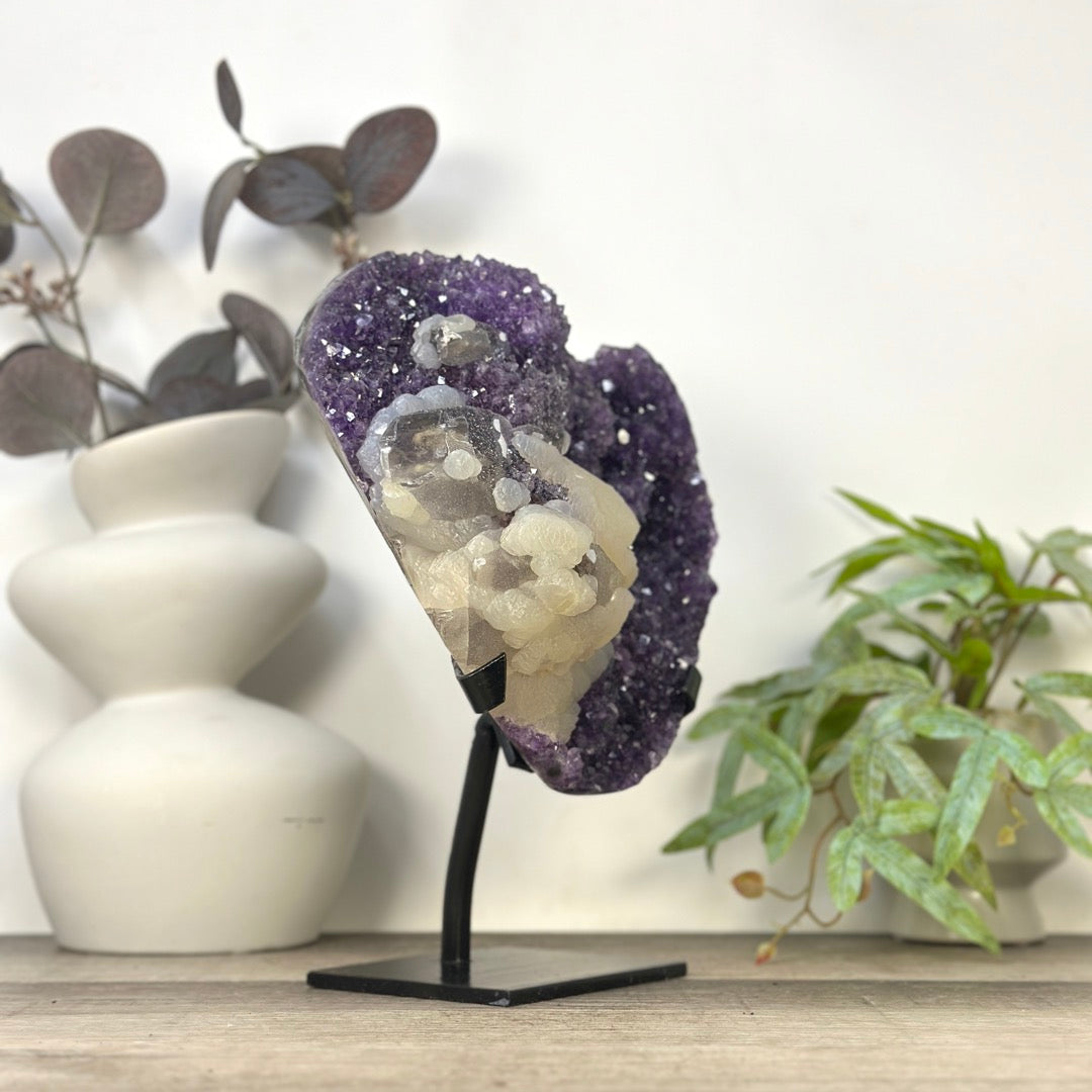 Unique Natural uruguayan amethyst with Calcite &amp; Black Hematite Inclusion - MWS3280