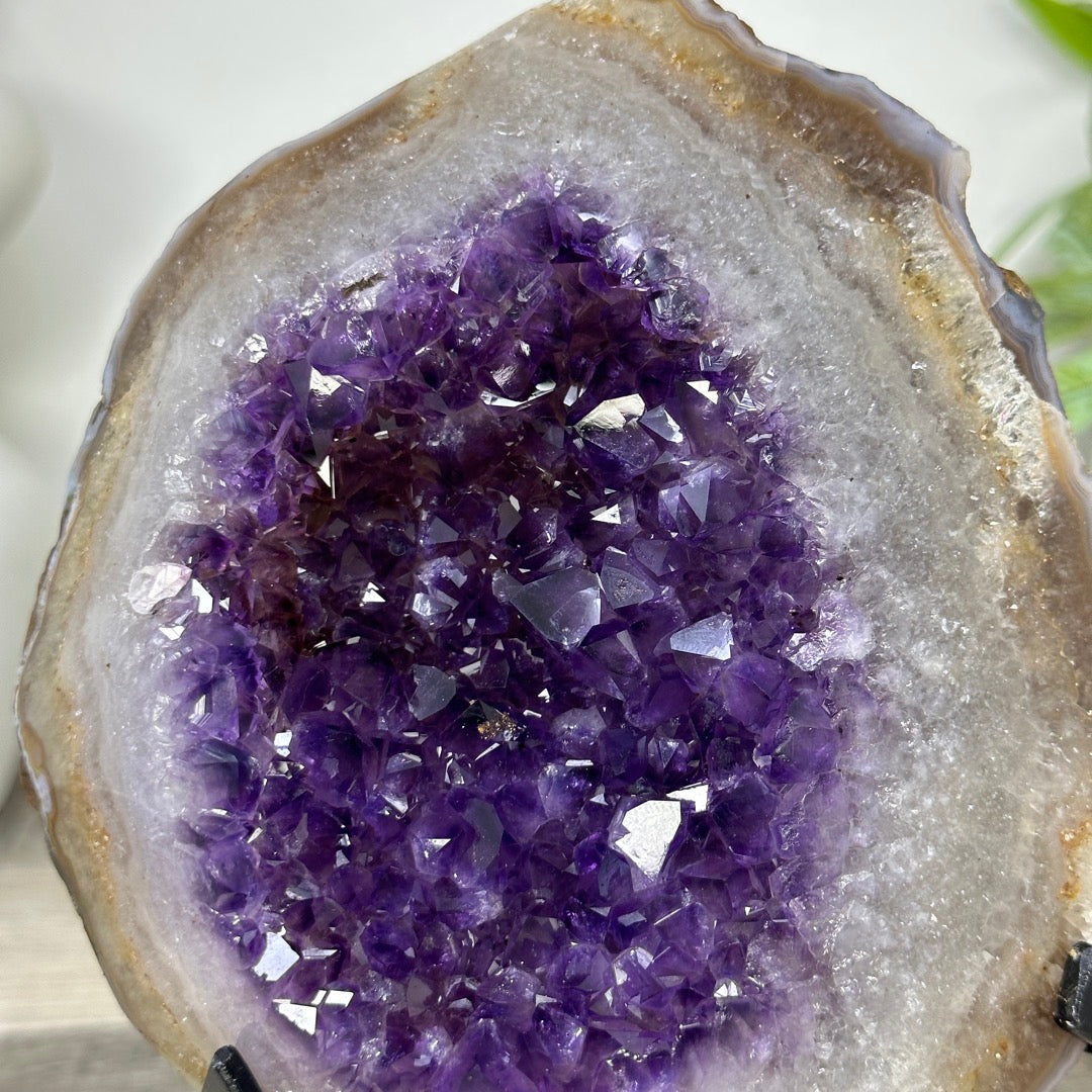 Stunning Amethyst Flower on Stand - MWS3307