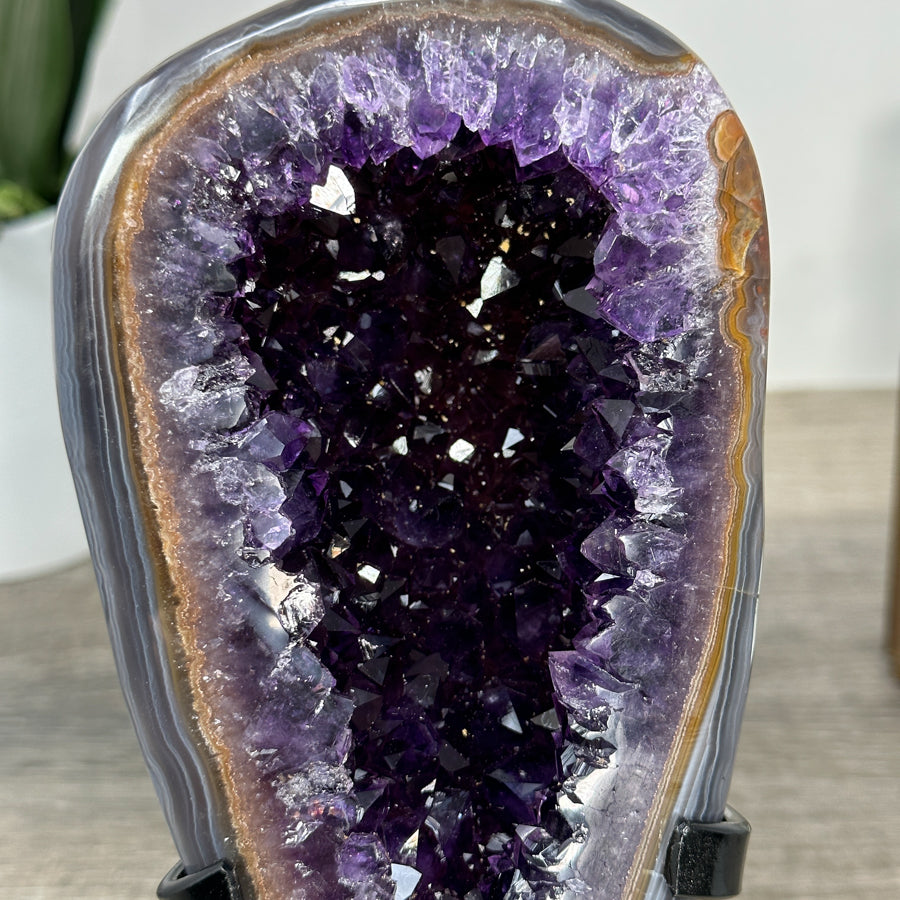 Natural Agate &amp; Amethyst Geode, Stand included - MWS2173