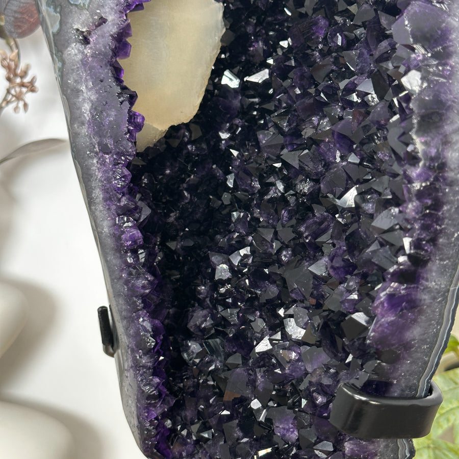 Top Quality Natural Uruguayan Amethyst Statement Piece - MWS3141
