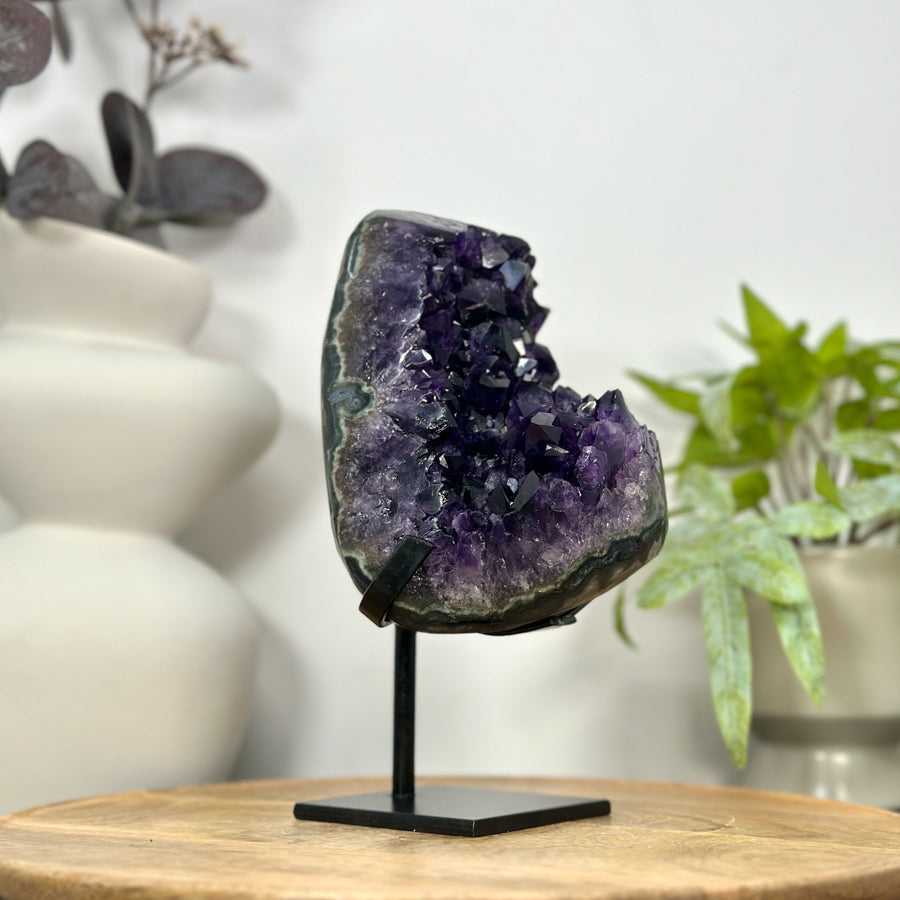 Top Grade Natural Amethyst Stone Statement Piece - MWS3054