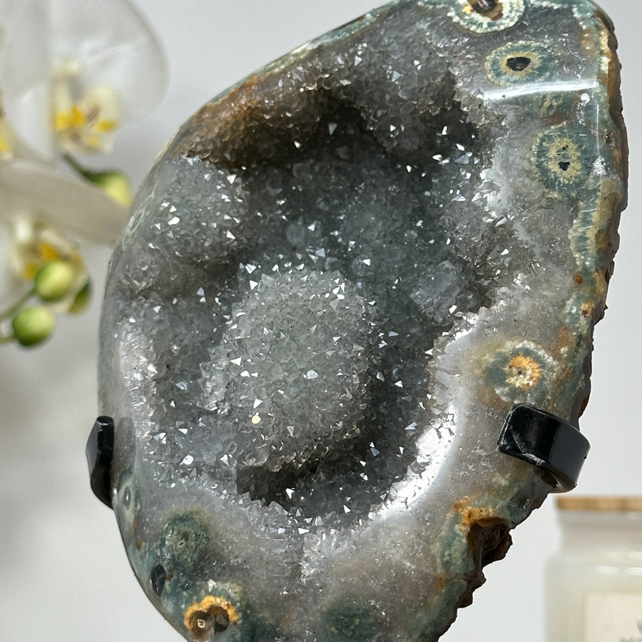 Natural Quartz &amp; Jasper Geode, Stand Included - MWS1470
