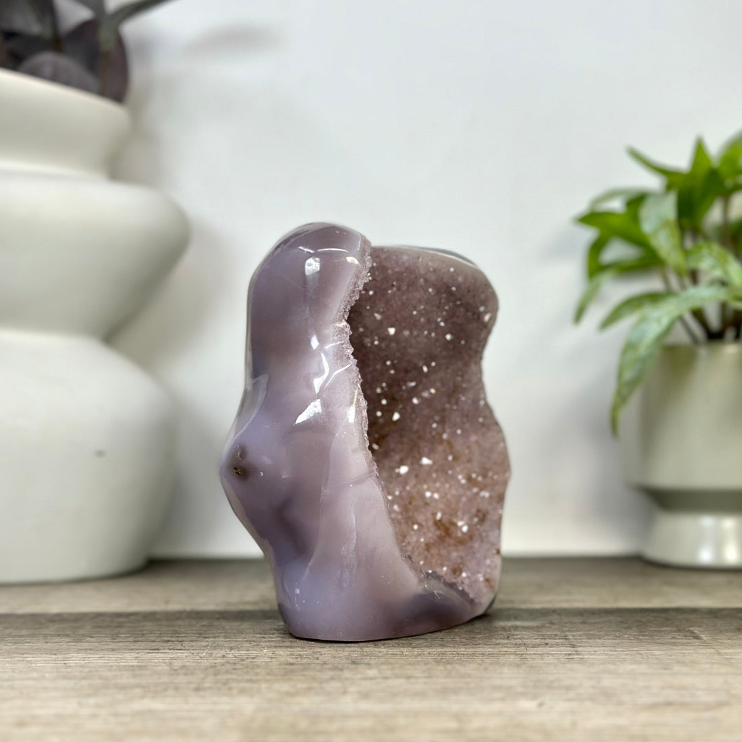 Natural Amethyst, Agate &amp; Jasper Art Statement Piece for Home Decor - CBP1392