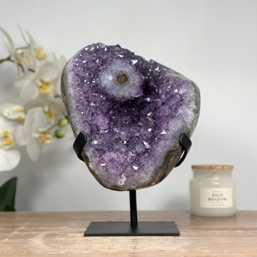 Unique Amethyst Crystal - Hand-Polished, Perfect for Spiritual Practices
