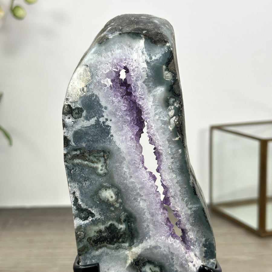 Natural Agate &amp; Amethyst Stone Slice Portal on Stand - MWS3009
