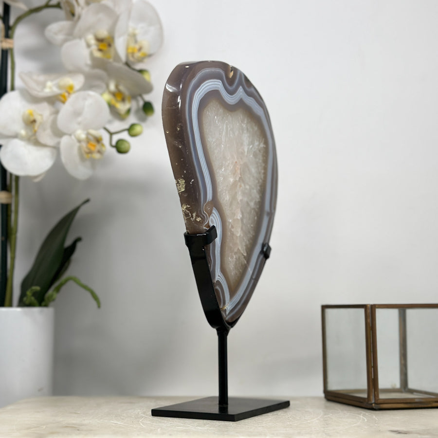 Blue Agate Slice on Stand – Polished Uruguayan Crystal - MWS2017