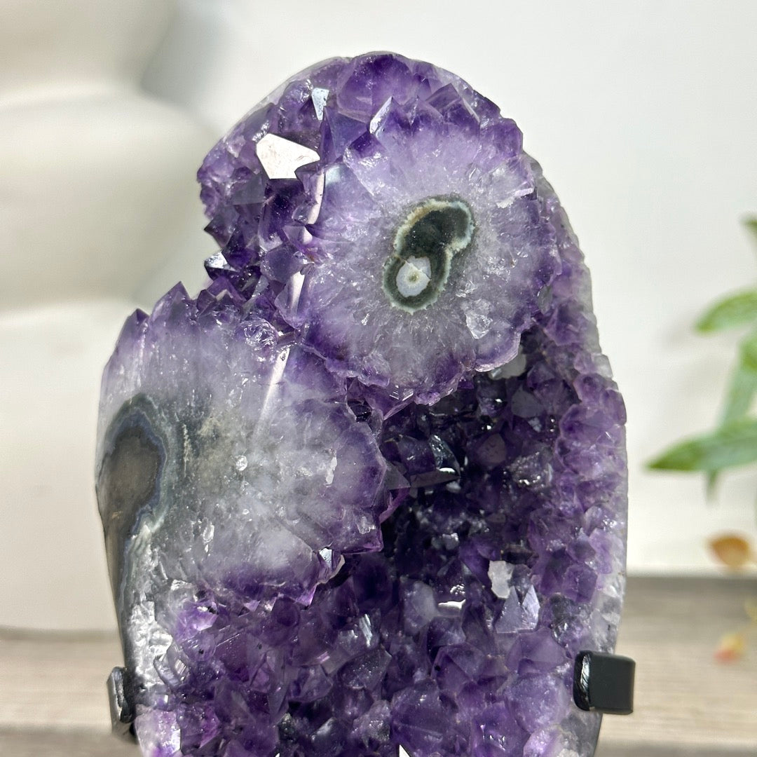 Amethyst Crystal Stone with Stalactite Eyes Fomations - MWS3271