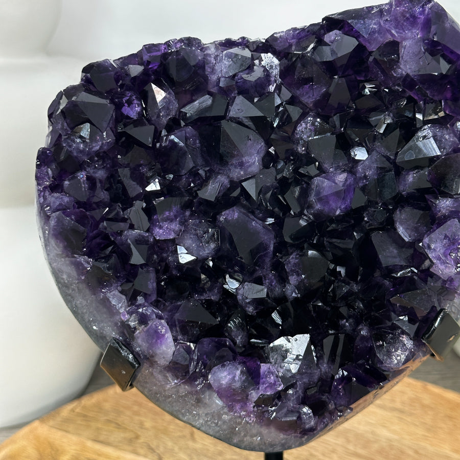 Top Grade Natural Amethyst Stone Statement Piece - MWS3058