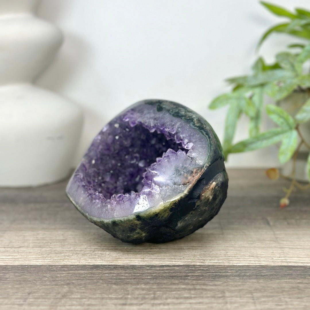 Natural Uruguayan Amethyst Geode - STGE0037