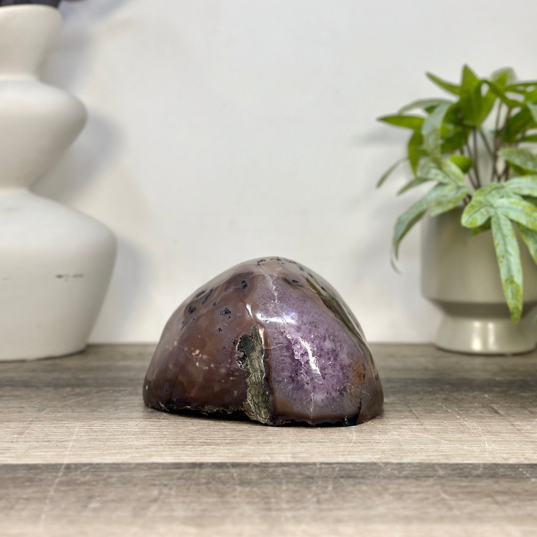 Amethyst Geode with Calcite Inclusion - STGE0104