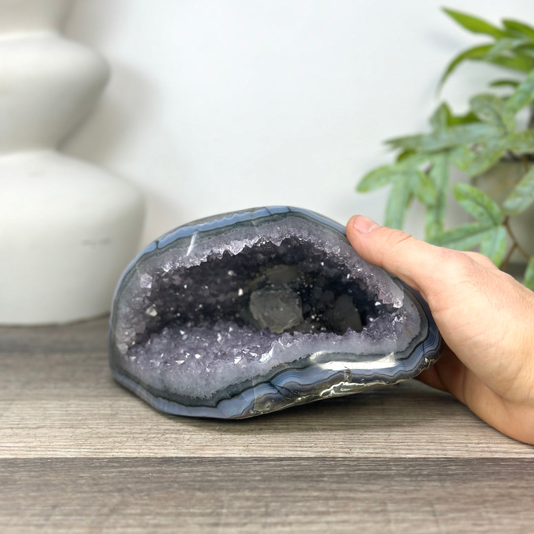 Blue Agate &amp; Amethyst Natural Geode - STGE0036