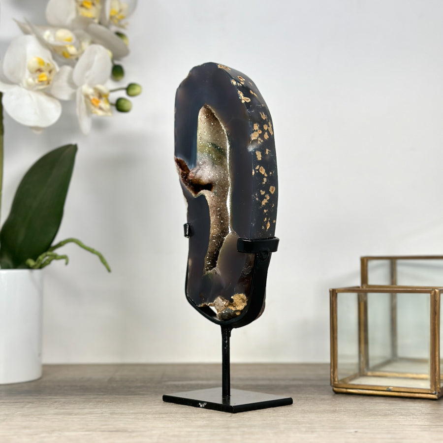 Natural Agate &amp; Quartz Druzy Stone Portal with Metal Stand - MWS2237