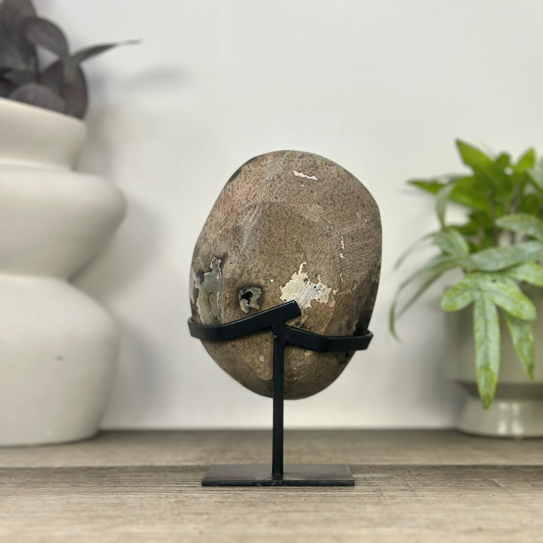 Green Sugar Quartz Cluster on Handmade Metal Stand - MWS3332