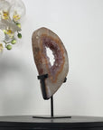Natural Quartz Portal with Metal Stand - MWS2319