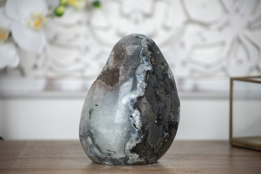 Beautiful Quartz Druzy Stone Egg - STE0038