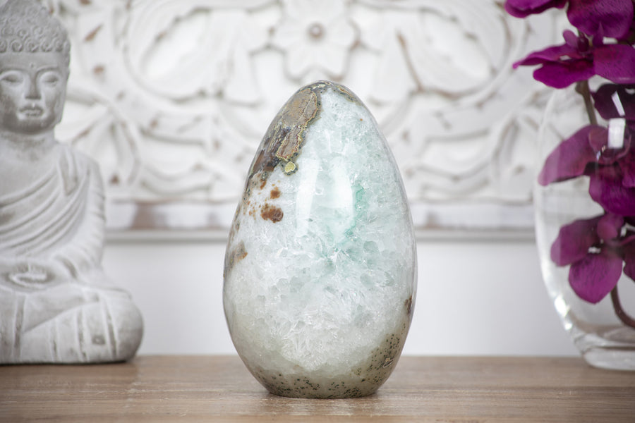 Natural Quartz Stone Egg Shaped Carving - STE0080