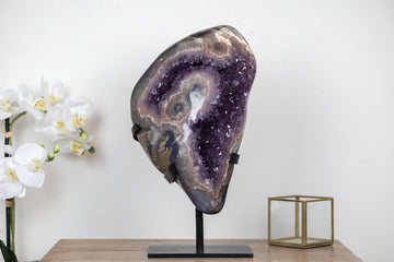 Outstaning Large Amethyst Stone with Stalactite Eyes - AWS0884