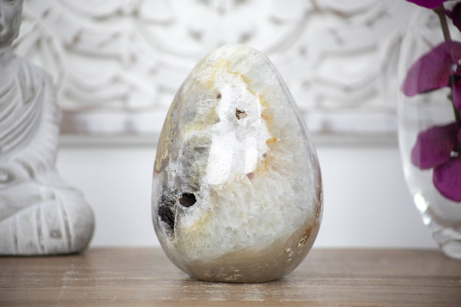 Natural Quartz Stone Egg Shaped Carving - STE0079