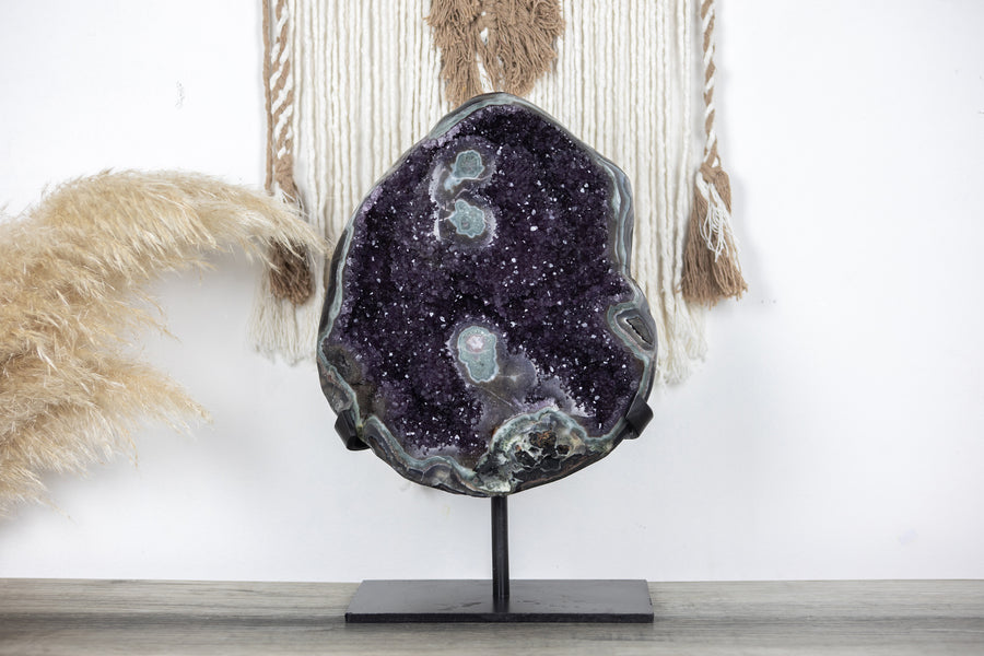 Outstaning Natural Amethyst Stone Geode - AWS0705