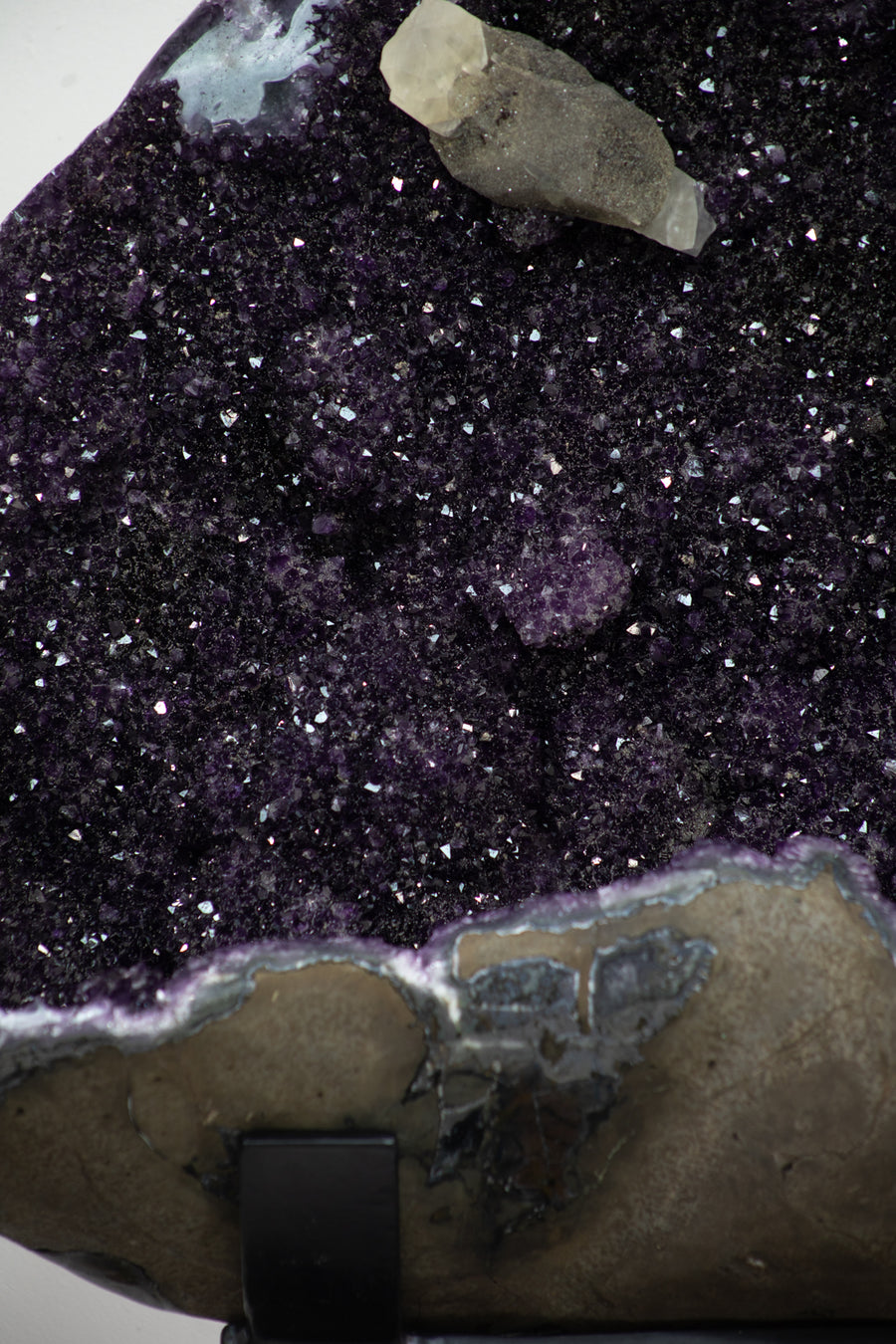 Magnificent Masive Natural Amethyst Geode with Unique Calcite Specimen - AWS1453